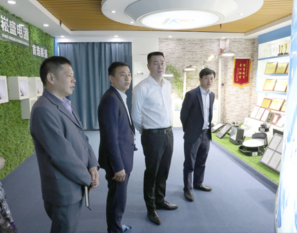 宝安区向导莅临恒峰g22视察调研指导事情